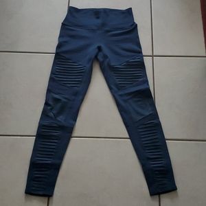 Alo yoga Moto leggings Sz M